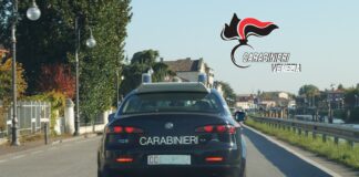 Spacciava cocaina anche a studenti: arrestato dai Carabinieri