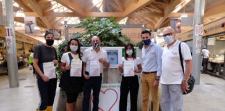 Consegnati gli attestati agli operatori del mercato San Michele per l’uso del defibrillatore