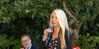 Paillettes Sorridenti, la sfilata dei Vip dal cuore grande Tiziana Noia, organizzatrice di "Paillettes Sorridenti"