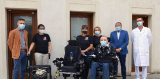 Il Melograno ha donato all’Usl una carrozzina elettrica