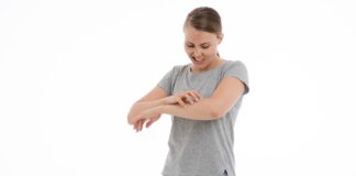 Orticaria solare: come trattarla