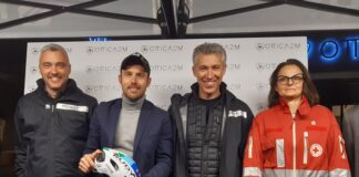 Sonny Colbrelli fa festa con i tifosi trevigiani