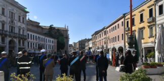 Giornata dell’Unità nazionale e delle Forze armate: numerose le cerimonie tenutesi oggi nel territorio comunale di Venezia Celebrazioni della giornata delle Forze Armate a Mestre