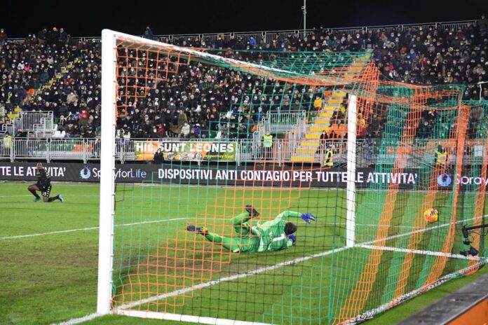 Il goal di Aramu in Venezia FC-Juventus - foto Andrea Pattaro @ Vision