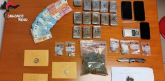 Arrestati due spacciatori 18enni