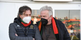 Venezia FC, Niederauer: “Tutti dobbiamo fare del nostro meglio, i nostri tifosi lo meritano” Poggi e Niederauer in Venezia-Empoli. ©Andrea Pattaro/Vision