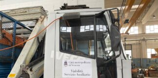 Allerta neve: pronti ad uscire venti mezzi delle ditte ausiliarie della Città metropolitana Un mezzo spazzaneve