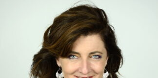 Giovedì 17 febbraio Francesca Reggiani va in scena al Toniolo con lo spettacolo “Gatta Morta” Francesca Reggiani