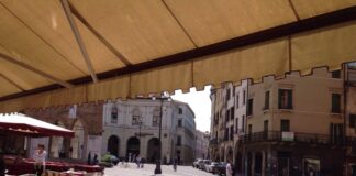 Ecco i “luoghi storici del commercio” che domani ricevono le targhe