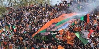 Venezia FC-Atalanta 1-3, arriva l’ottavo ko consecutivo dei lagunari La curva dei tifosi arancioneroverdi - foto: Andrea Pattaro@Vision