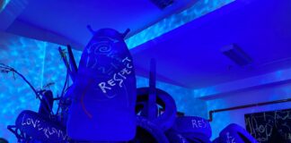 Inaugurata al Museo Storico Navale della Marina Militare la mostra “Clean Water” Una gondola con i reperti recuperati in mare