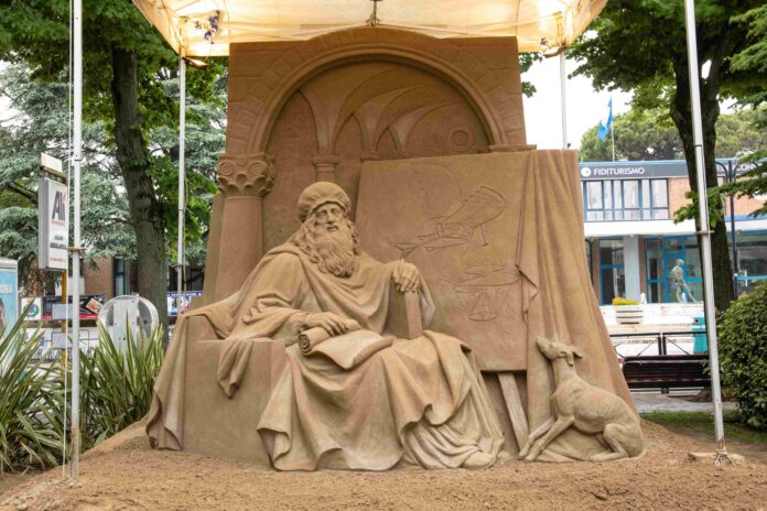 Scultura di sabbia dedicata a Leonardo nell'edizione 2019