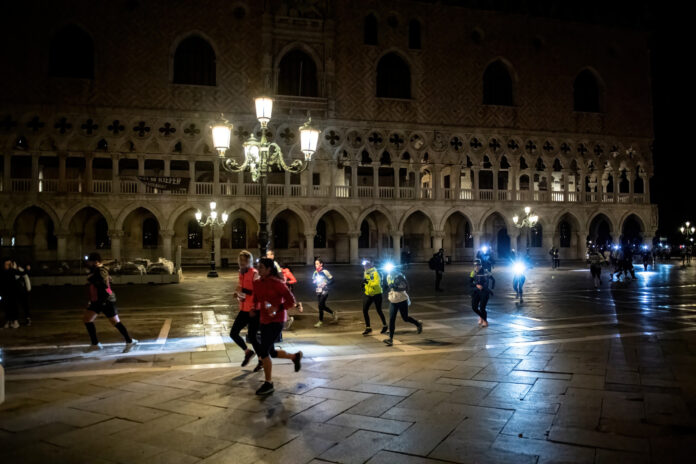 La 6^ edizione del CMP Venice Night Trail - foto: Ufficio Stampa Venicemarathon