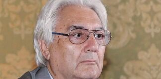 Una biblioteca e un premio per ricordare il prof. Stocchi