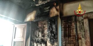 FOTONOTIZIA – Venezia, incendio in una casa di tre piani a Dorsoduro