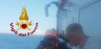 Cavallino, sub muore durante un’immersione I sommozzatori di Vicenza nell’operazione di recupero dell’attrezzatura del subacqueo deceduto