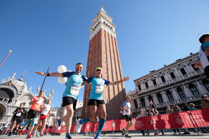 Un momento della Venicemarathon - foto: Ufficio stampa