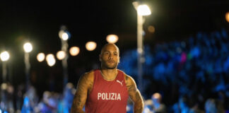 Marcell Jacobs show sulla Scogliera Viva a Caorle