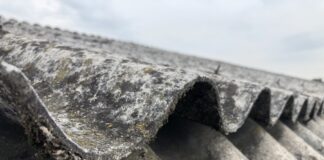 Scovato amianto al Galilei di Conegliano Amianto (foto di repertorio)