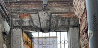 Una nuova scala antincendio all’Istituto Fermi L'Istituto scolastico Fermi a Venezia