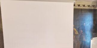 FOTONOTIZIA – Festa della Madonna della Salute, donata una maglia del Venezia FC al Patriarca Il Patriarca di Venezia, Francesco Moraglia, riceve in dono una maglia del Venezia FC