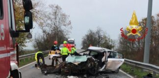 FOTONOTIZIA – Montiron, scontro tra un’autocisterna e un’auto: un ferito Lo scontro fra un'autocisterna e un'automobile a Montiron. Notizieplus.