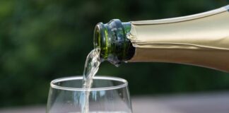 Prosecco DOC, crescita record nel 2022