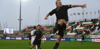 Venezia FC-Ternana 2-1, prima vittoria al Penzo! Venezia FC-Ternana - Pohjanpalo in goal - Foto Marco Sabadin