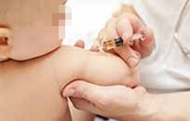 Vaccinazione ad un bambino, foto di repertorio