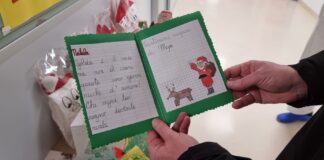 All’Angelo, inedito scambio di doni tra bimbi e anziani ricoverati Scambio di doni fra bimbi e anziani ricoverati all'Ospedale dell'Angelo