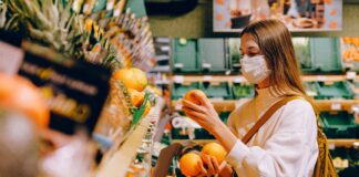 Etichette alimentari: come le controllano gli italiani