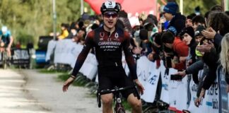 Filippo Fontana esulta a Ostia: è il nuovo campione italiano élite di ciclocross