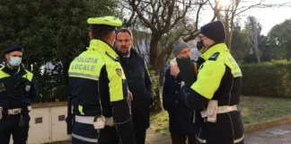 Polizia locale, 6 agenti premiati col “Caschetto d’Oro”