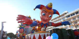 Carnevali di Marca, tre sfilate nel weekend Carri allegorici a Jesolo-Cortellazzo - Carnevale 2017