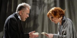 Al Toniolo Gabriele Lavia nel “Berretto a Sonagli” Il Berretto a Sonagli con Gabriele Lavia