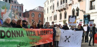 Solidarietà al popolo iraniano: il Consiglio comunale partecipa al Flash mob Il flash mob di solidarietà al popolo iraniano