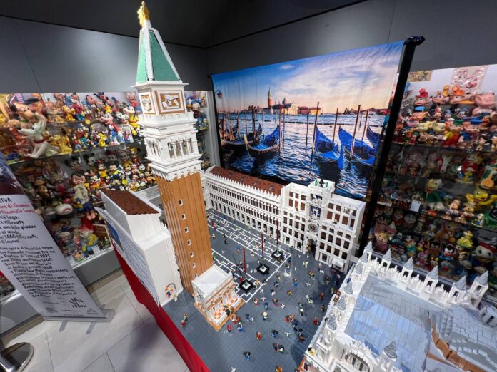 La riproduzione in Lego di Piazza San Marco