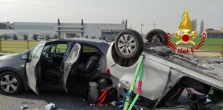 FOTONOTIZIA – Meolo, incidente fra tre auto: una donna ferita Meolo, le automobili coinvolte nell'incidente stradale
