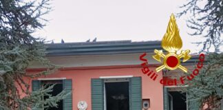 Mestre, divano in fiamme: a fuoco una casa La casa di Mestre dove è andato a fuoco il divano