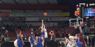 Umana Reyer Venezia-Famila Wuber Schio 76-51 Umana Reyer-Famila Schio - foto notizieplus.it.