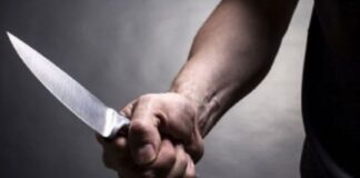 Gira per strada con un lungo coltello, denunciato