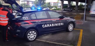 Auto sospetta fermata e controllata, un denunciato ed un segnalato alla Prefettura
