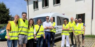 “New Way”, il nuovo servizio contro le dipendenze New Way, la partenza del servizio con l'assessore Venturini e gli operatori di strada