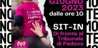 Le mamme arcobaleno scendono in piazza sit in piazza