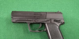 Piove di Sacco. In pizzeria con la pistola ad aria compressa, denunciato