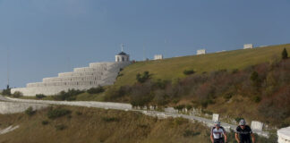 Montegrappa, arriva l’epica traversata delle alpi
