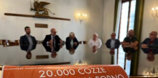 20mila cozze gratinate: Lido e Pellestrina pronte al record 20.000 cozze gratinate al forno, la presentazione dell'evento