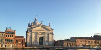 Redentore: domani la cerimonia di apertura del ponte votivo Il ponte votivo per il Redentore - foto Notizieplus