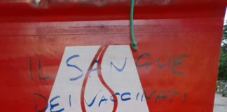 Scritta no vax nella sede dell’Avis Comunale di Mogliano