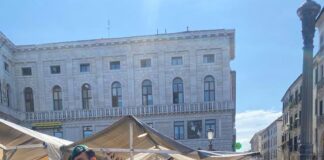 Piazza delle Erbe, ambulanti al setaccio.